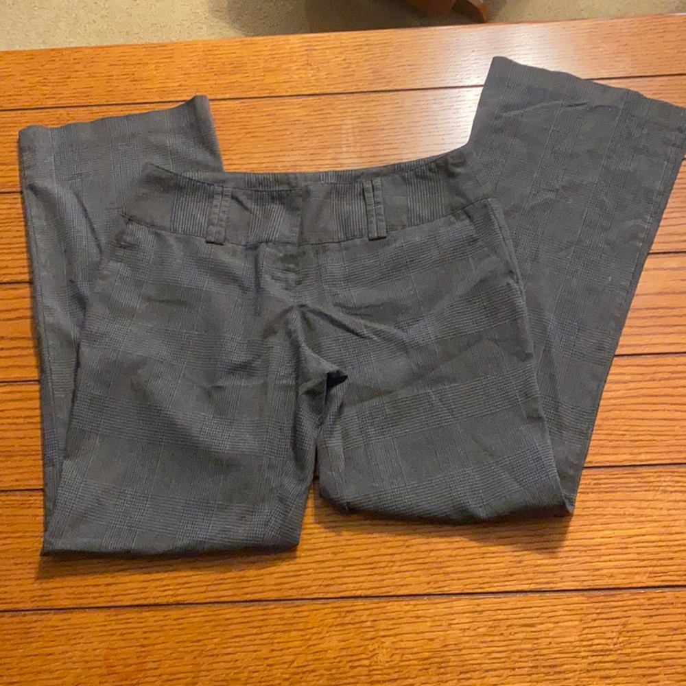 No Boundaries gray/plaid dress pants size 11.